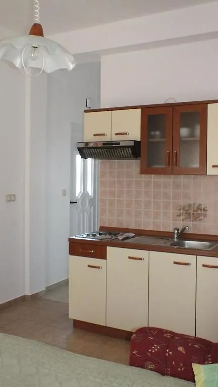 Apartments Vukman Seget Vranjica