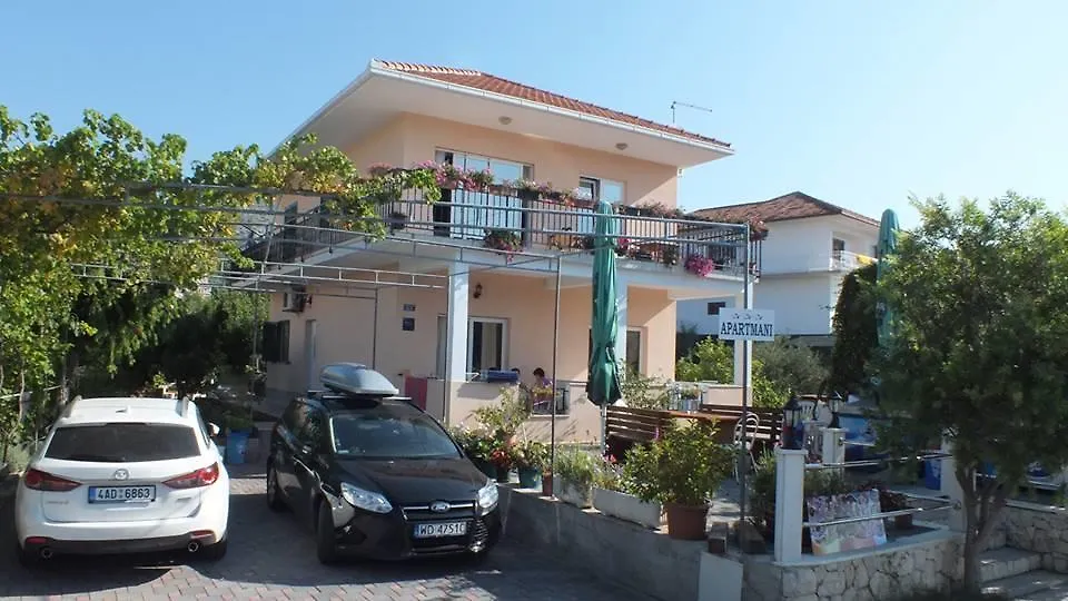 Apartments Vukman Seget Vranjica 0*,  Croatia